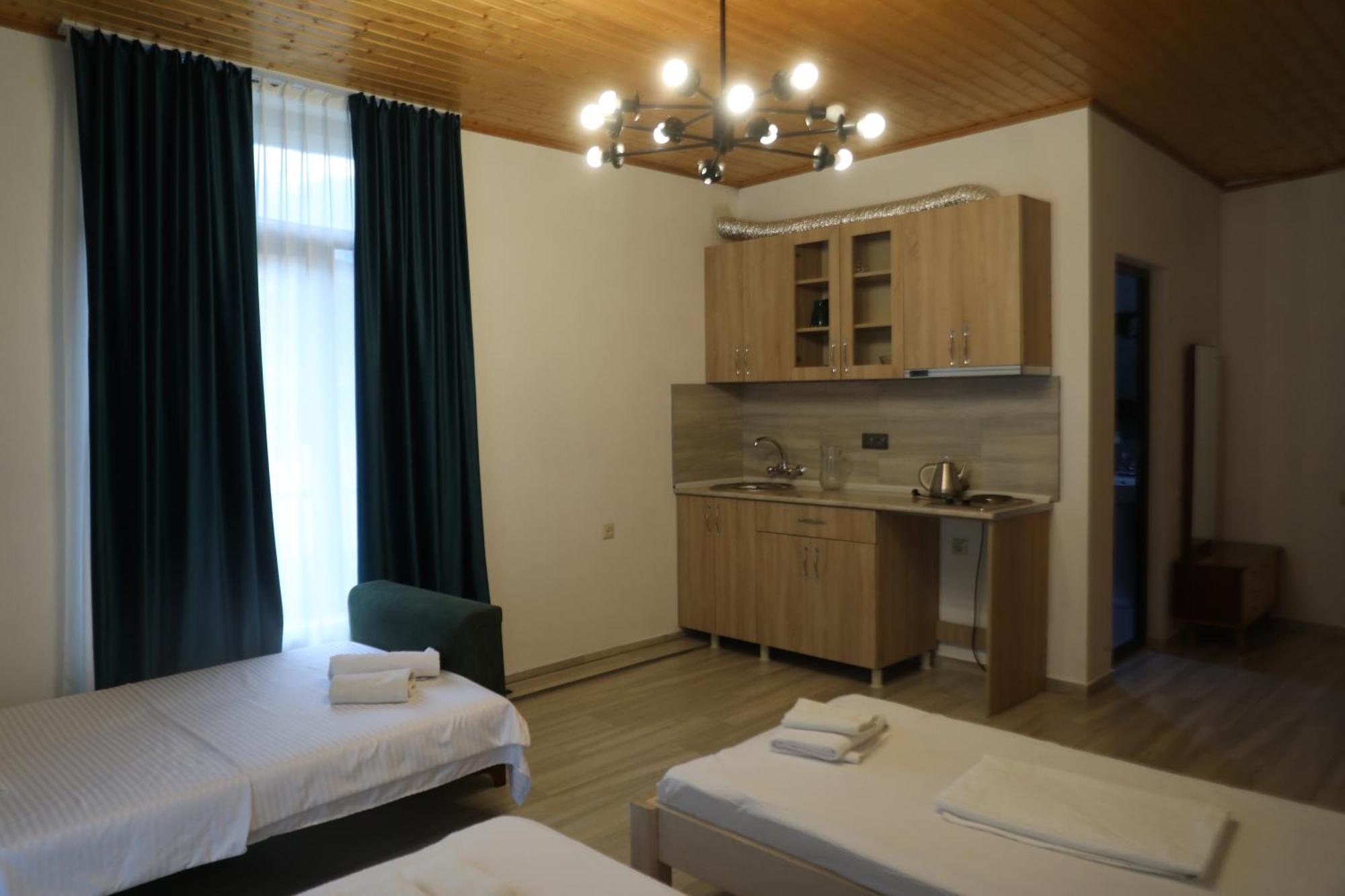 Hotel Level Mestia Exteriör bild